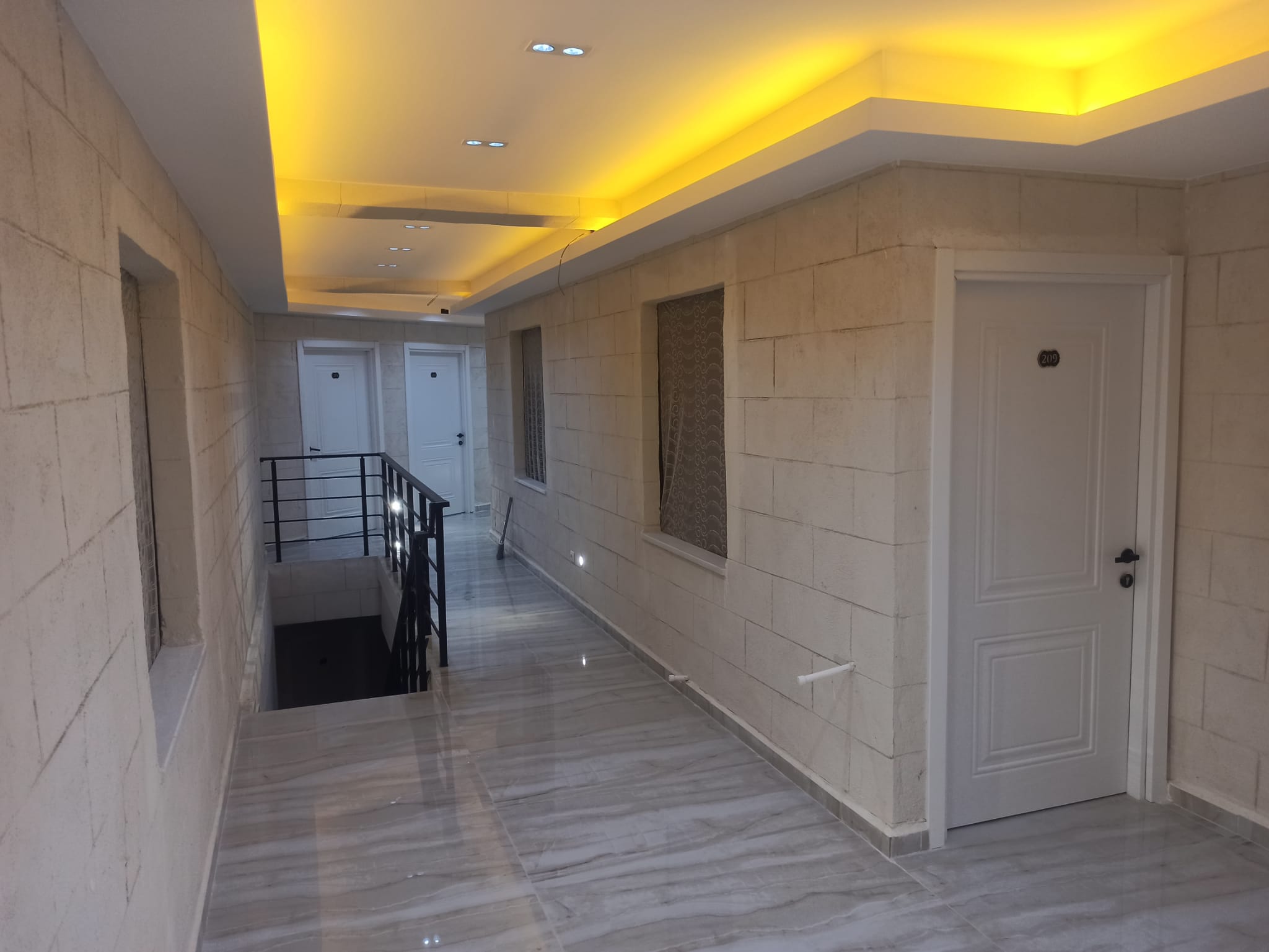 Azel Han Otel